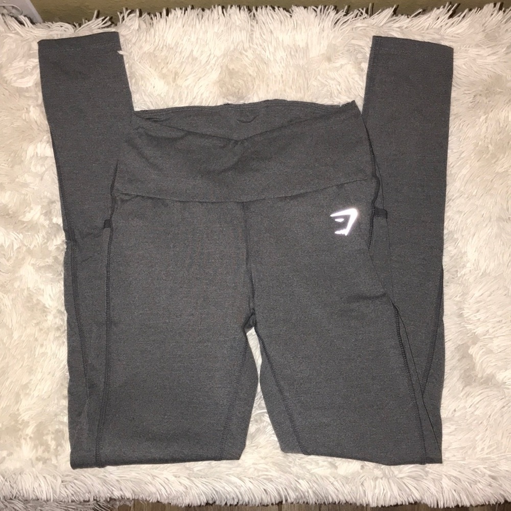 Gymshark Leggings. Size XS. NWOT. Pockets!!
